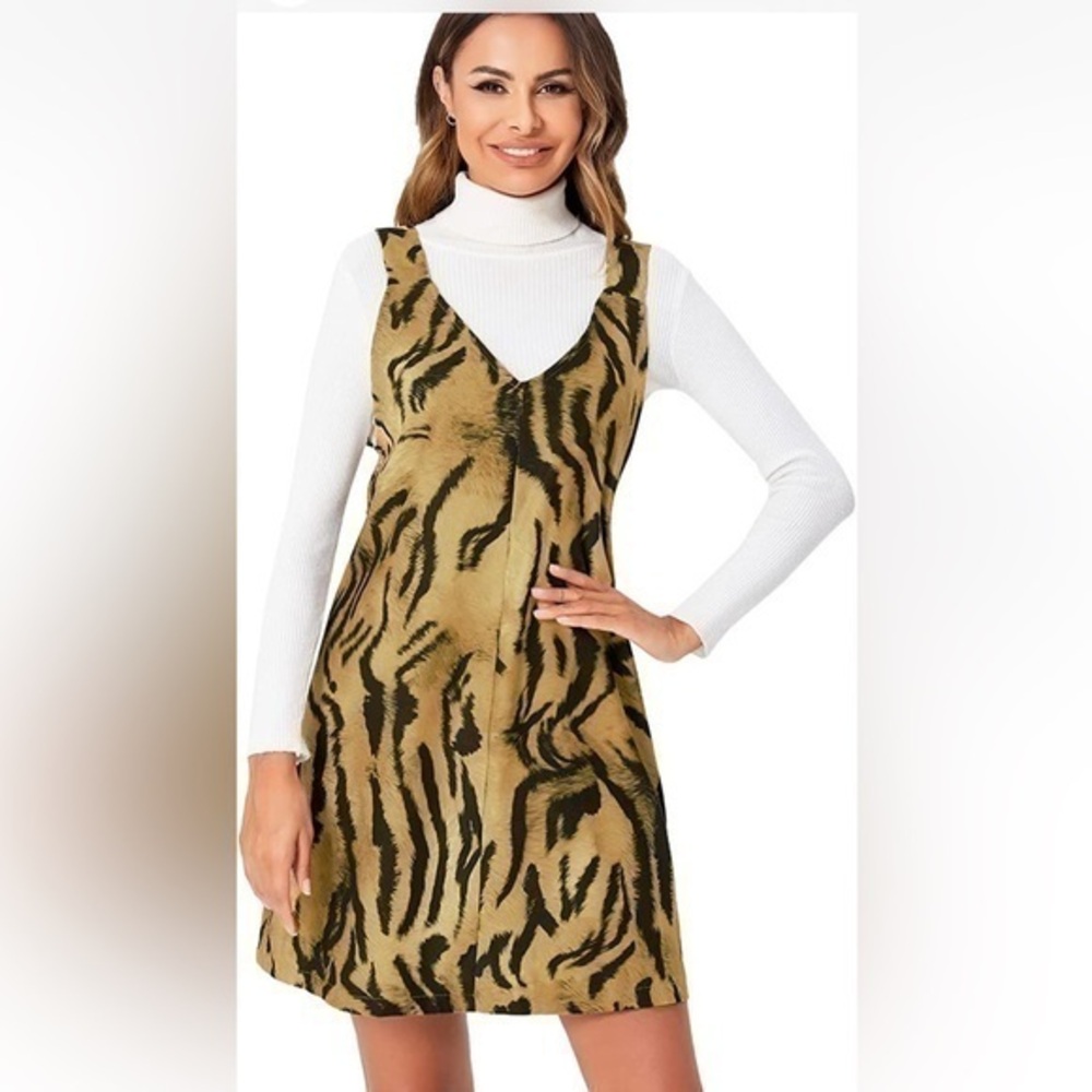 MILUMIA Women's V Neck Corduroy Pinafore Overall Mini Dress Jumper Dress leopard